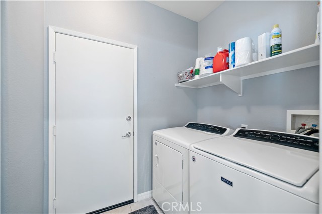 28187 Meadowsweet Drive, Menifee CA: https://media.crmls.org/medias/da9244a8-d1dd-456a-86fc-4d6c35405109.jpg