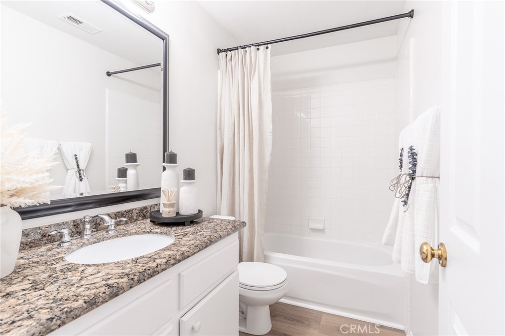 MLS #OC25156927 img 28