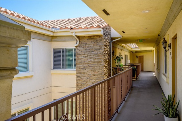 540 E Angeleno Avenue, Burbank CA: https://media.crmls.org/medias/da932cbc-73e5-4f61-a25b-8e13b1c42441.jpg
