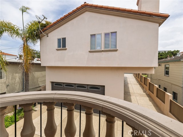 229 N Juanita Avenue, Redondo Beach CA: https://media.crmls.org/medias/da933bbb-22a4-499c-8400-2497ac14b006.jpg