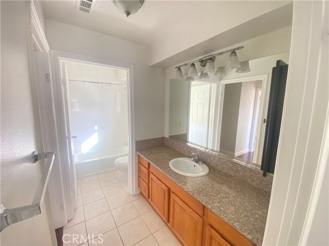 Detail Gallery Image 14 of 15 For 3711 Baldwin, Los Angeles,  CA 90031 - 2 Beds | 3 Baths