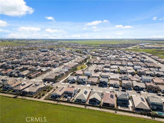 Detail Gallery Image 49 of 59 For 588 Overstone Ave, Madera,  CA 93636 - 5 Beds | 2/1 Baths