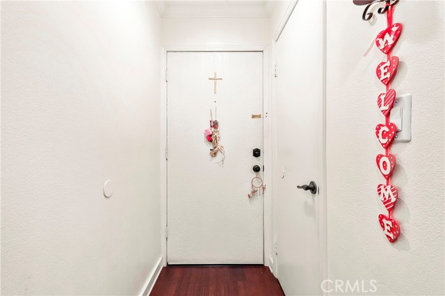 Detail Gallery Image 7 of 29 For 20937 Judah Ln, Newhall,  CA 91321 - 3 Beds | 2/1 Baths