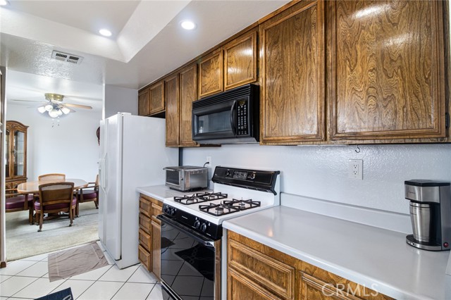 8530 Willow Drive, Rancho Cucamonga CA: https://media.crmls.org/medias/da96bbb7-47b5-4e50-b7db-b041b0f10fc4.jpg