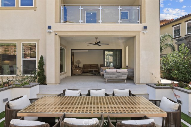 20535 W Bluebird Court, Porter Ranch CA: https://media.crmls.org/medias/da978a3d-fa0c-4e1e-a6a0-662d0d11f7aa.jpg
