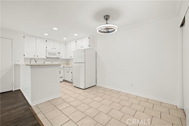 18752 Mandan Street, Canyon Country CA: https://media.crmls.org/medias/da97971b-396d-4b6e-a765-bd76592f1c19.jpg