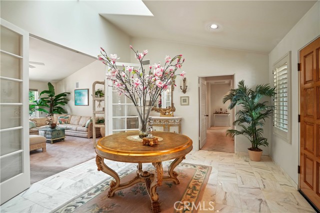 Detail Gallery Image 4 of 41 For 2124 Cervato Dr, Camarillo,  CA 93012 - 4 Beds | 2/1 Baths