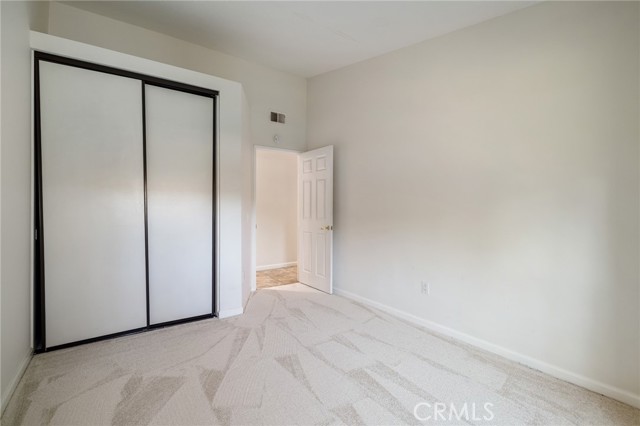 2037 Comstock Court, Palmdale CA: https://media.crmls.org/medias/da988dd0-a3fd-46d1-8a9d-b7d339520f07.jpg