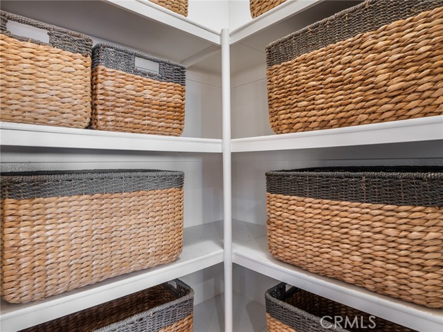 Detail Gallery Image 19 of 73 For 13850 Nightshade Rd, Apple Valley,  CA 92307 - 5 Beds | 5 Baths