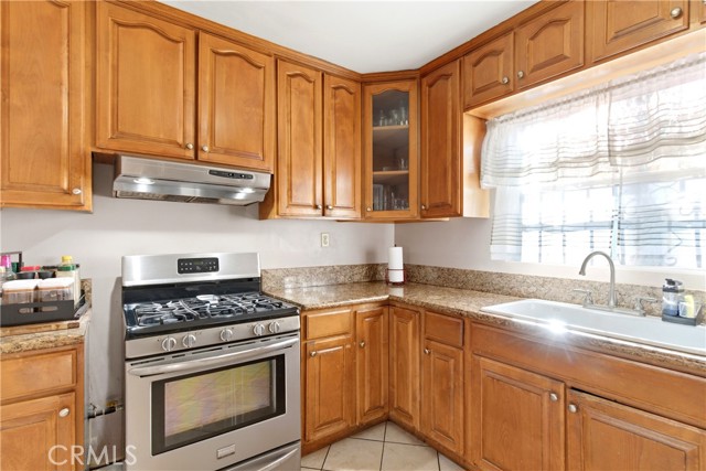 Detail Gallery Image 9 of 35 For 10731 Wright Rd, South Gate,  CA 90280 - 3 Beds | 2 Baths