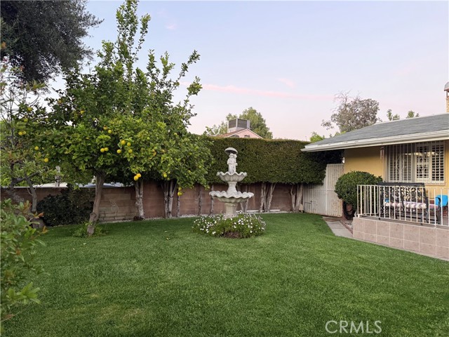 Detail Gallery Image 3 of 8 For 6118 Bellingham Ave, North Hollywood,  CA 91606 - 3 Beds | 2/1 Baths