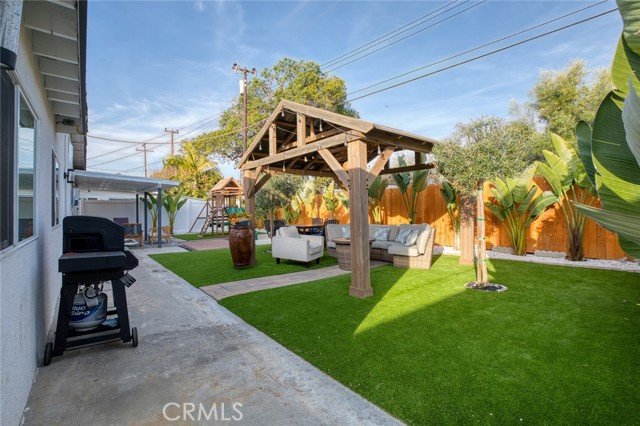 Detail Gallery Image 35 of 43 For 16782 Heritage Ln, Huntington Beach,  CA 92647 - 4 Beds | 2 Baths