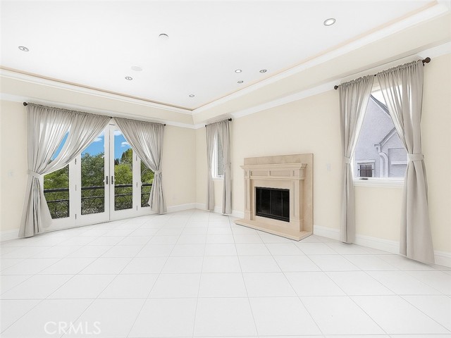 10517 Blythe Avenue, Los Angeles CA: https://media.crmls.org/medias/da9ba6bd-a6a7-466c-863f-04b09554a67f.jpg