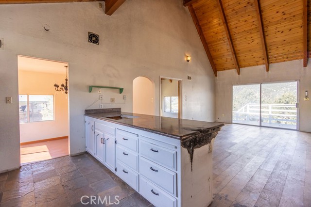 Detail Gallery Image 6 of 48 For 1300 Snowbird, Frazier Park,  CA 93225 - 3 Beds | 2/1 Baths