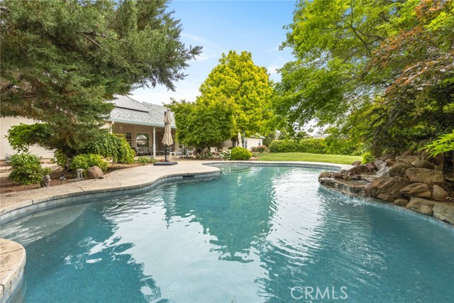 Image 38 of 51 For 13976 Lindbergh