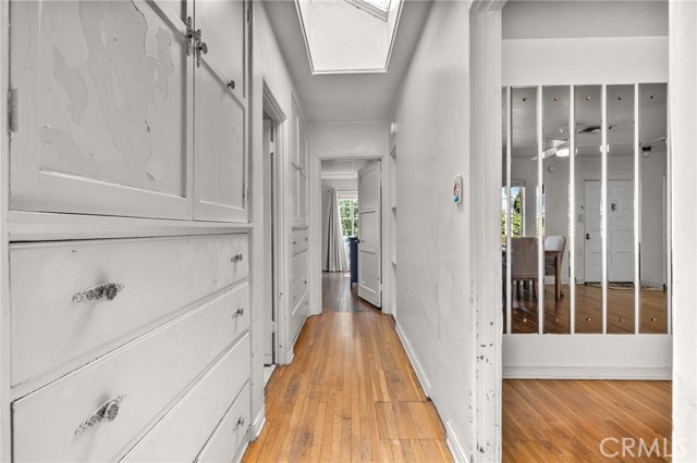 Detail Gallery Image 19 of 45 For 170 W Linden Ave, Burbank,  CA 91502 - 2 Beds | 1/1 Baths