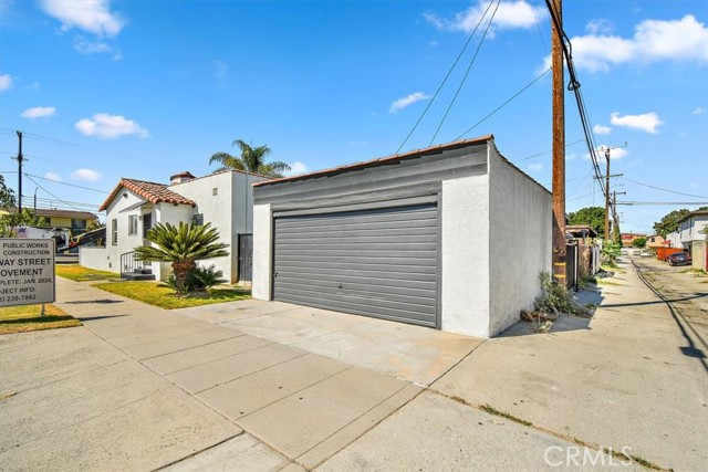 Detail Gallery Image 22 of 22 For 1439 E Artesia Bld, Long Beach,  CA 90805 - 3 Beds | 2 Baths