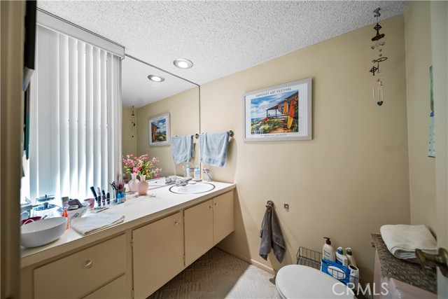 Detail Gallery Image 19 of 34 For 21166 E Rimpath Dr, Covina,  CA 91724 - 3 Beds | 2/1 Baths