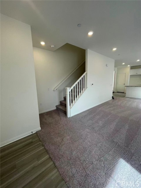 Detail Gallery Image 7 of 16 For 16129 Alamo Ct, Chino,  CA 91708 - 3 Beds | 2/1 Baths