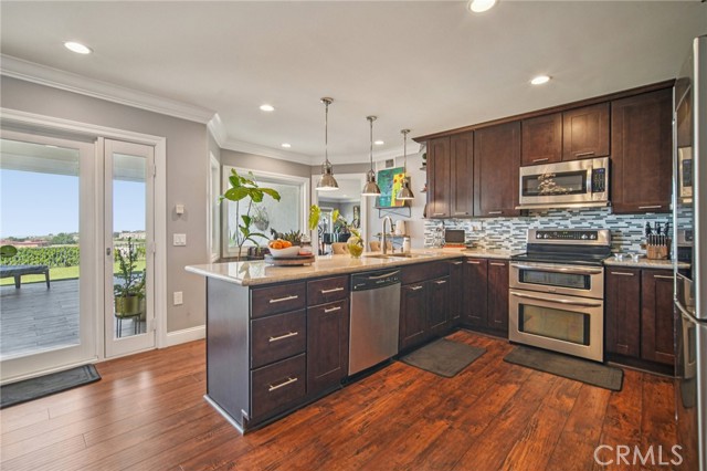 Detail Gallery Image 12 of 64 For 21355 Stonehaven, Lake Forest,  CA 92630 - 3 Beds | 2/1 Baths