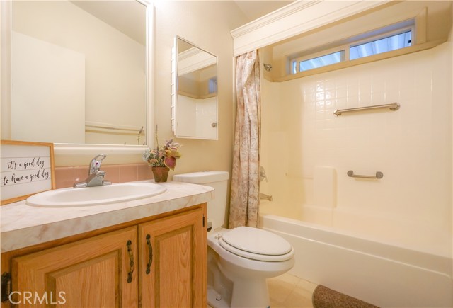 Detail Gallery Image 10 of 19 For 2240 Golden Oak Ln #147,  Merced,  CA 95341 - 2 Beds | 2 Baths