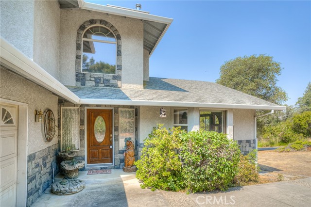 Detail Gallery Image 4 of 74 For 5 Hill Dr, Oroville,  CA 95966 - 3 Beds | 3 Baths