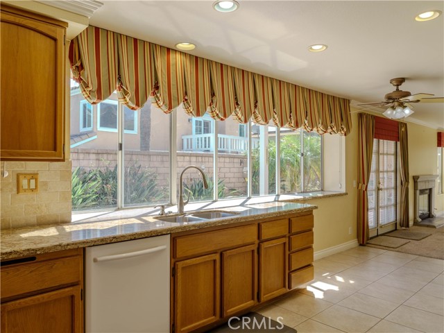 Detail Gallery Image 13 of 44 For 6853 Pandino Ct, Rancho Cucamonga,  CA 91701 - 4 Beds | 2/1 Baths