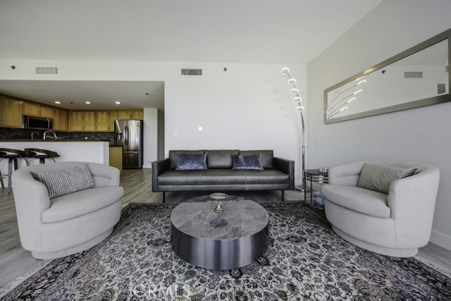 Detail Gallery Image 7 of 51 For 411 W Seaside Way #1103,  Long Beach,  CA 90802 - 2 Beds | 2 Baths
