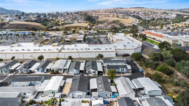201 Five Cities Dr., Pismo Beach CA: https://media.crmls.org/medias/da9f4938-3bcc-4202-9248-ae73d5b6c96f.jpg