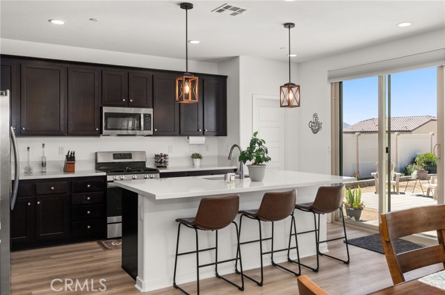 5756 Quicksilver Way, Banning CA: https://media.crmls.org/medias/da9f7c07-b615-4b6d-86d6-3f77dcbb6422.jpg