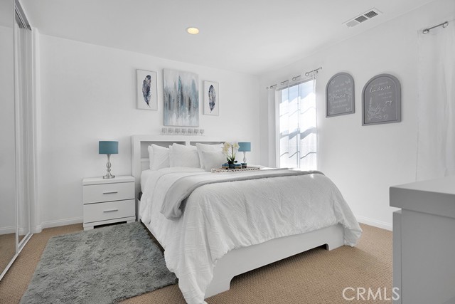 2727 Goldenrain Street, Palmdale CA: https://media.crmls.org/medias/da9f8c40-1c86-4369-8696-c8dd46b2a6dc.jpg