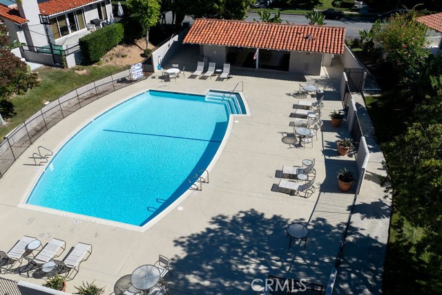 Detail Gallery Image 46 of 50 For 338 Vista Madera, Newport Beach,  CA 92660 - 2 Beds | 3 Baths