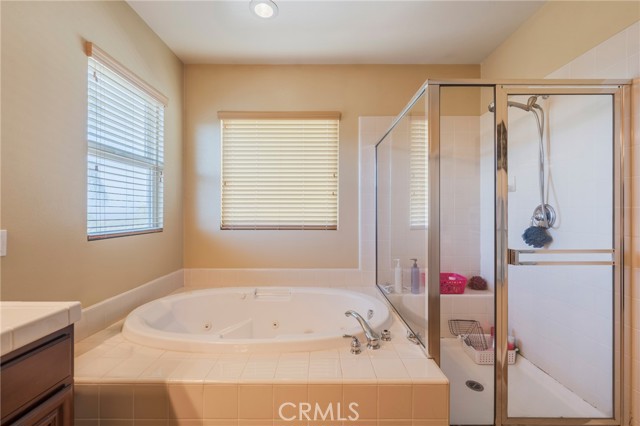 Image 17 of 43 For 17073 Spring Canyon