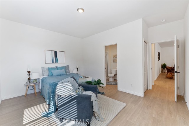 3131 E Rutherford Dr, Ontario CA: https://media.crmls.org/medias/daa01154-82b6-4d02-8f14-0e28ddf23912.jpg