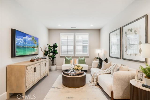 126 Paxton, Irvine CA: https://media.crmls.org/medias/daa09730-88cd-43cd-9c1f-c902fb8df049.jpg