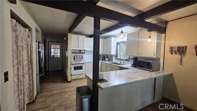 Detail Gallery Image 8 of 41 For 6106 Guilford Cir, Magalia,  CA 95954 - 4 Beds | 3 Baths