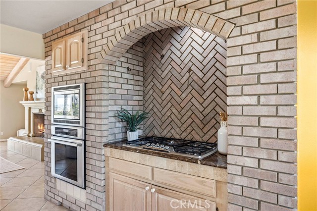 31396 Lake Vista Circle, Bonsall CA: https://media.crmls.org/medias/daa1e4c8-b468-4c44-a2af-c87aee349663.jpg