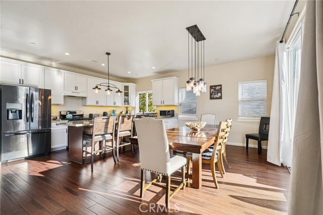 Detail Gallery Image 13 of 56 For 26845 Modoc Ln, Lake Arrowhead,  CA 92352 - 4 Beds | 3/1 Baths