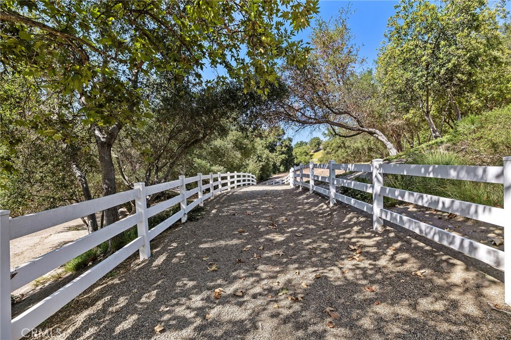 MLS #OC25229351 image #48