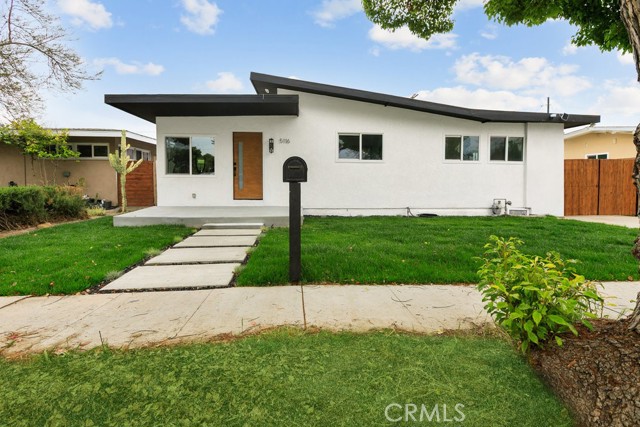 5116 E Wardlow Road, Long Beach CA: https://media.crmls.org/medias/daa3afa9-38ef-44b3-ac03-d979bb1a550f.jpg