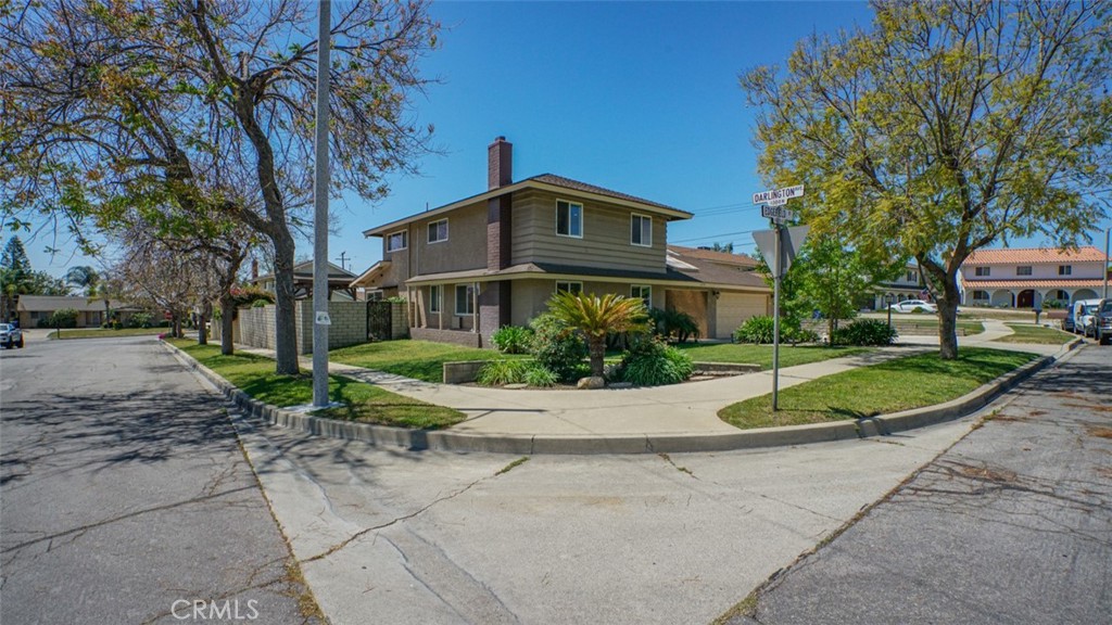 MLS #IV25097289 img 2