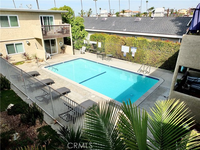 720 Meyer Lane, Redondo Beach, California 90278, 2 Bedrooms Bedrooms, ,2 BathroomsBathrooms,Residential,Sold,Meyer,PW22057237