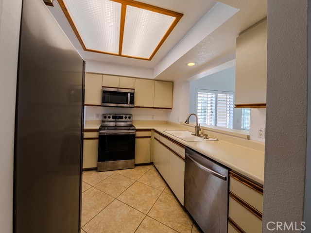 Right side of kitchen