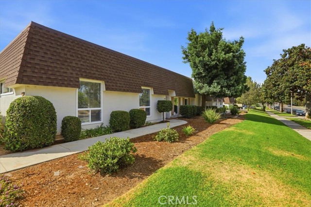 Front Image Thumbnail for CRHD26182553
