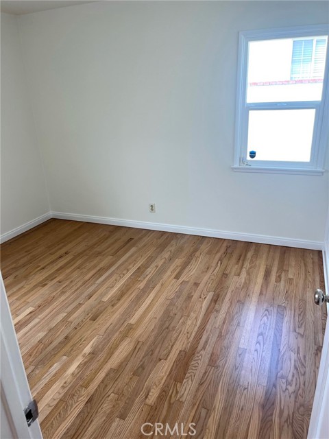 2001 Manzanita Lane, Manhattan Beach CA: https://media.crmls.org/medias/daa585ea-e751-4ba5-b96f-a8bc1b8c8831.jpg