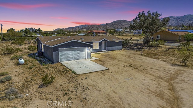 Detail Gallery Image 1 of 53 For 6625 Indian Cove Rd, Twentynine Palms,  CA 92277 - 3 Beds | 2 Baths