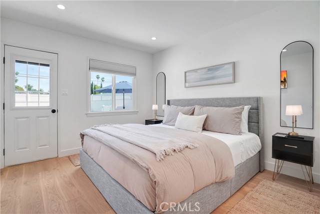Detail Gallery Image 19 of 30 For 6438 Lindley Ave, Reseda,  CA 91335 - 3 Beds | 2 Baths