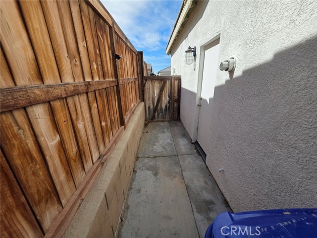 Detail Gallery Image 18 of 20 For 15895 Green Acres Ct, Victorville,  CA 92394 - 4 Beds | 2 Baths