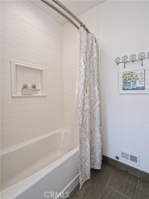 Detail Gallery Image 22 of 40 For 3711 S Patton, San Pedro,  CA 90731 - 3 Beds | 2 Baths