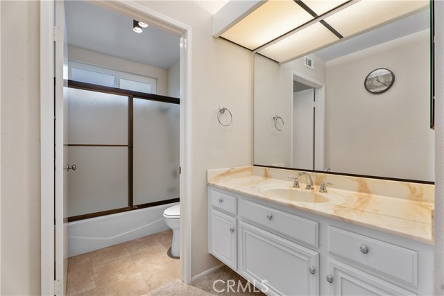 23524 Ribalta, Mission Viejo CA: https://media.crmls.org/medias/daaa3375-8f5b-4a39-a258-3500b45ff325.jpg